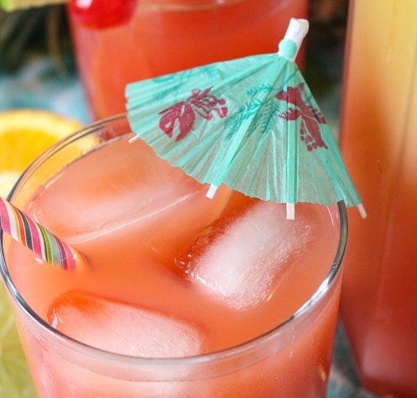 PARTY TIME! Tropical Rum Drinks – Rum Punch