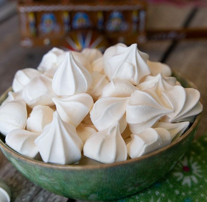 Dreamy and Delicious – Suspiros Cookies